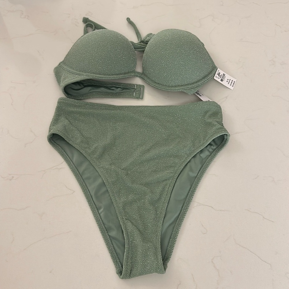Swim suit/bikini